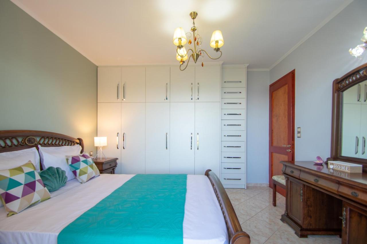 Sosos 2 Bedroom House With Sea View Plánosz Kültér fotó